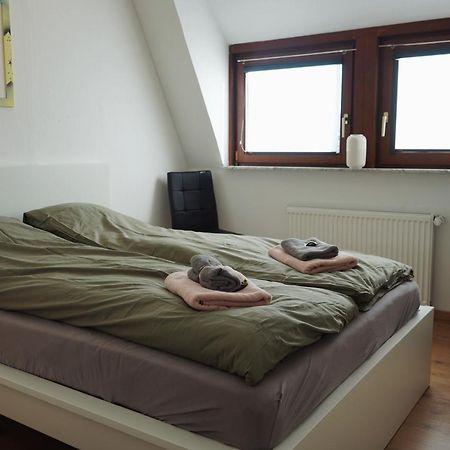 Ferienwohnung unique: geräumig - BHF-nah - parkplatz - netflix BRE Exterior foto
