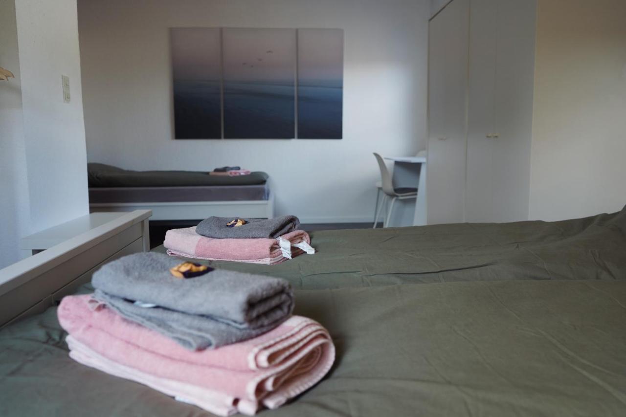 Ferienwohnung unique: geräumig - BHF-nah - parkplatz - netflix BRE Exterior foto