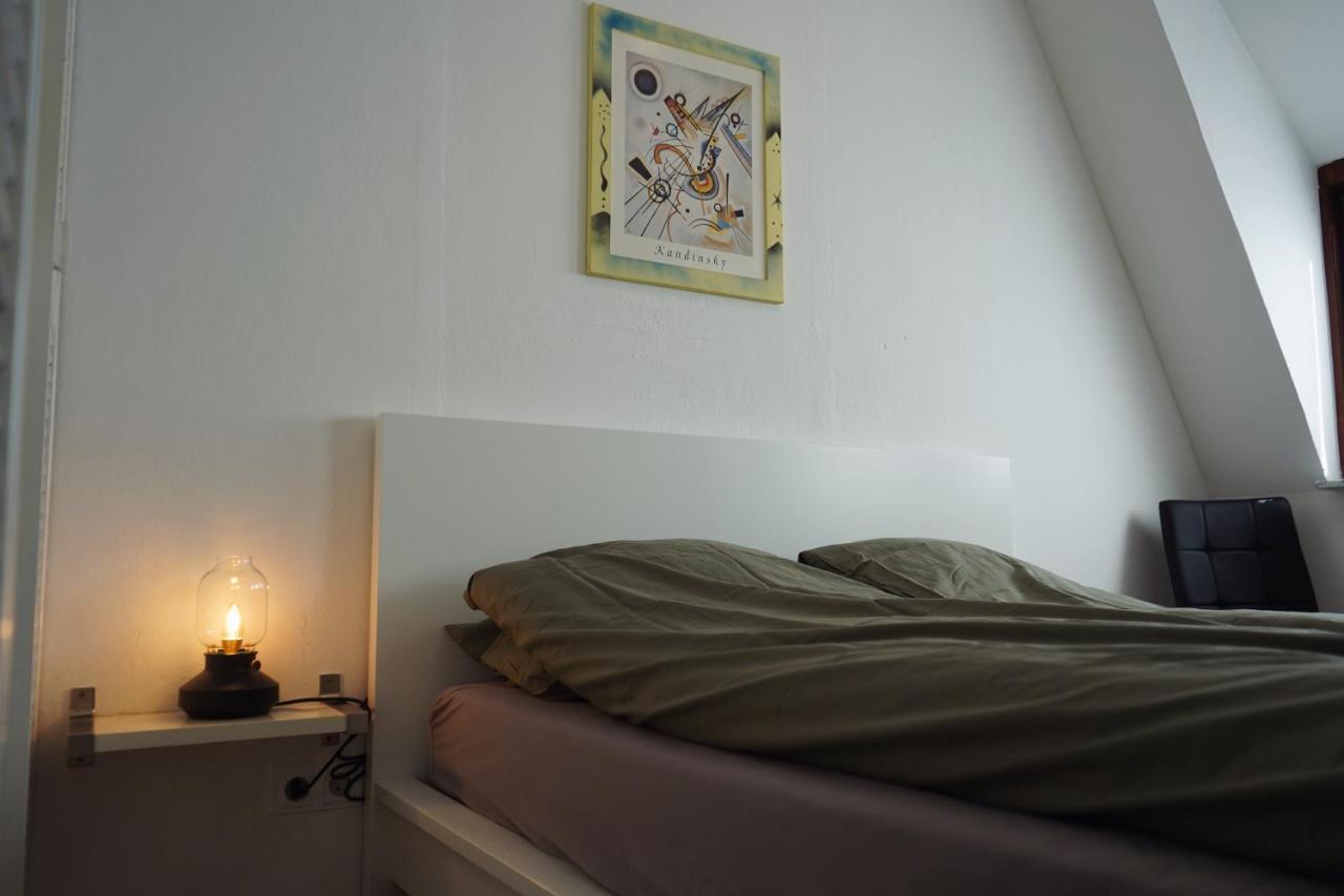 Ferienwohnung unique: geräumig - BHF-nah - parkplatz - netflix BRE Exterior foto